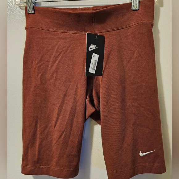 Nike Pants - Nike Women's Sportswear Essential Bike Shorts Burgundy Sz Small cz8526-231 New
